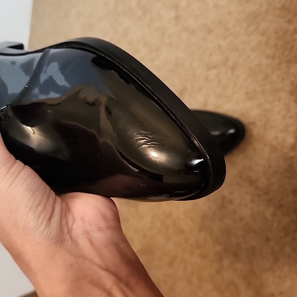 Gianvito Rossi Patent Leather Booties - Picture 5 of 16